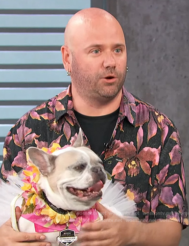 Dan Nykolayko's floral print shirt on Access Hollywood