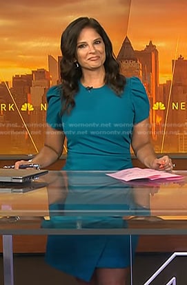 Darlene’s teal puff short sleeve dress on Today