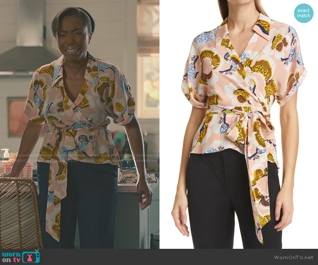 Diane von Furstenber Printed Washed-Silk Wrap Top worn by Helen Decatur (Heather Headley) on Sweet Magnolias