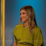 Erin Dana Lichy’s yellow gathered dress on E! News