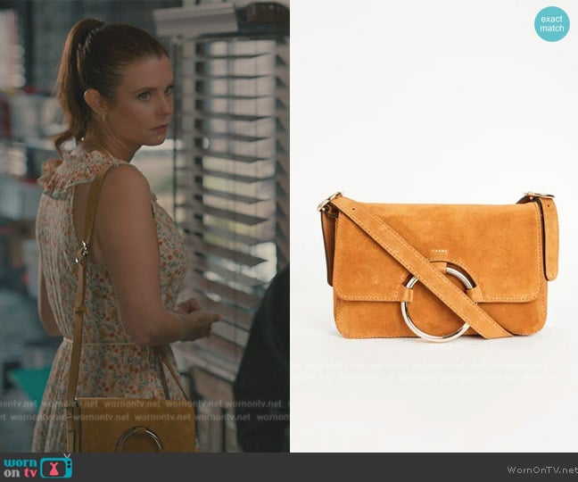 Frame Le Ring Baguette Bag worn by Maddie Townsend (JoAnna Garcia Swisher) on Sweet Magnolias