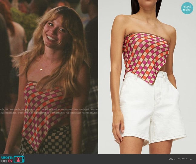 Gimaguas Patterned Knitted Bandeau Top worn by Taylor Jewel (Rain Spencer) on The Summer I Turned Pretty