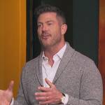 Jesse Palmer’s gray cardigan on The Bachelorette