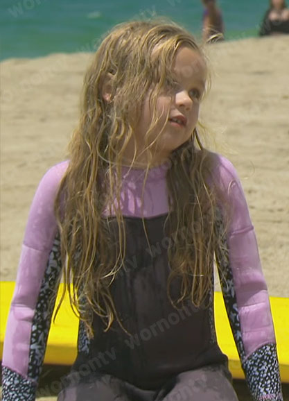 Kelly's pink wetsuit on The Bold and the Beautiful
