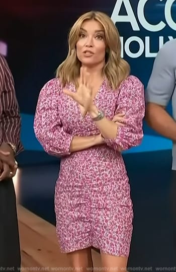 Kit’s pink floral print ruched dress on Access Hollywood