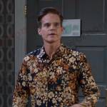 Leo’s navy floral shirt on Days of our Lives