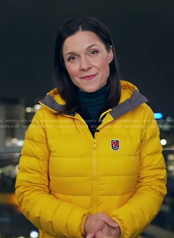Maggie Rulli's yellow down jacket on Good Morning America