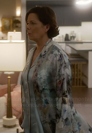 Margaret's light blue pajamas and floral robe on So Help Me Todd