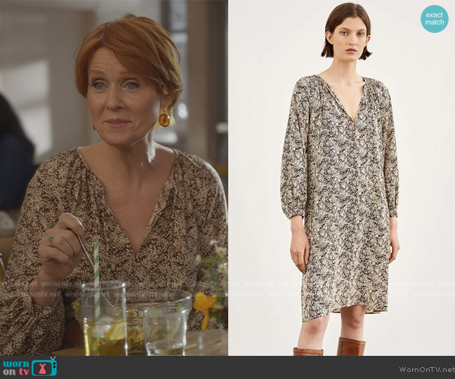 Nili Lotan Rosalin Brown Leaf Print Silk Dress worn by Miranda Hobbs (Cynthia Nixon) on And Just Like That