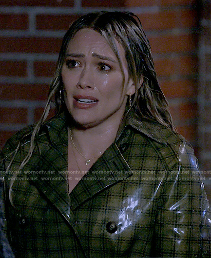 Sophie's olive green plaid rain coat on How I Met Your Father