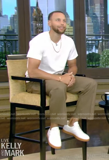 Steph Curry’s white sneakers on Live with Kelly and Mark