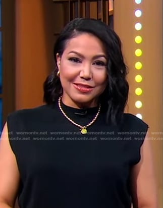 Stephanie’s gold beaded necklace on Good Morning America