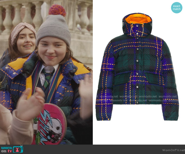 The North Face Printed 71 Sierra Down Short Jacket worn by Rose / Rock Goldenblatt (Alexa Swinton) on And Just Like That