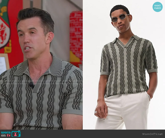 Topman Wavy Vertical Stripe Polo Sweater worn by Rob McElhenney on Today