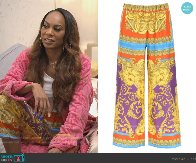 Versace Medusa Renaissance-Print Wide Leg Culottes worn by Sanya Richards-Ross on The Real Housewives of Atlanta