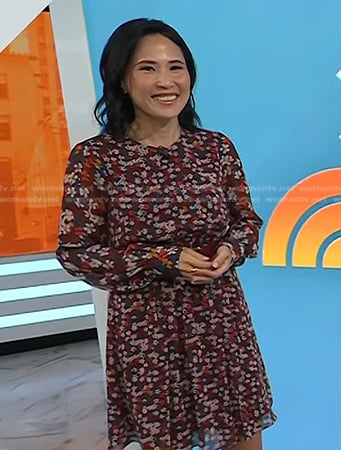 Vicky’s brown floral print dress on Today