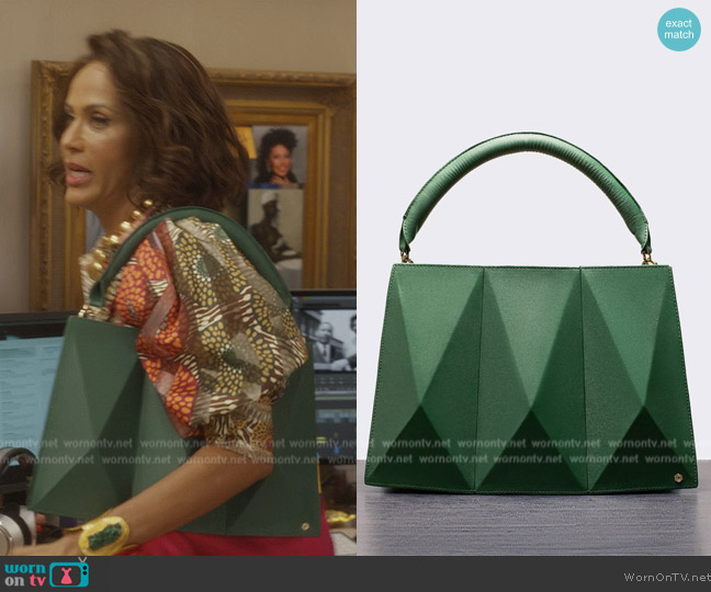 Warp Online Hexella Accordion Emerald worn by Lisa Todd Wexley (Nicole Ari Parker) on And Just Like That