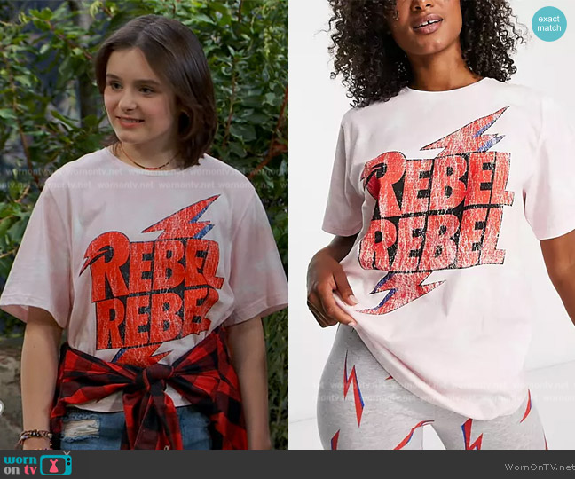 ASOS Bowie Oversized Tee worn by Winnie Webber (Shiloh Verrico) on Bunkd