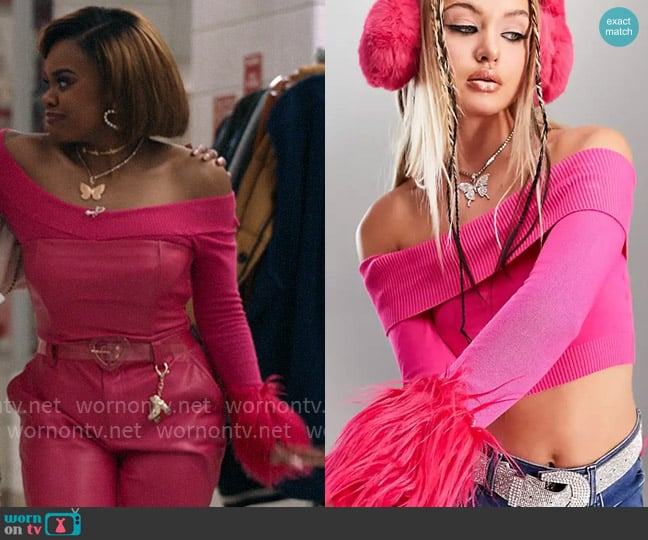 ASYOU Fur cuff bardot knitted crop top in hot pink worn by Kourtney (Dara Renee) on High School Musical The Musical The Series