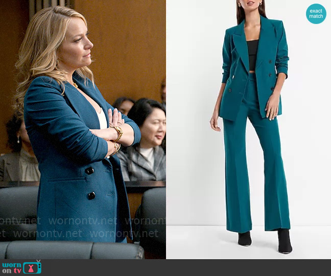 The Meaning Behind Lorna's Clothes in 'The Lincoln Lawyer' - Netflix Tudum