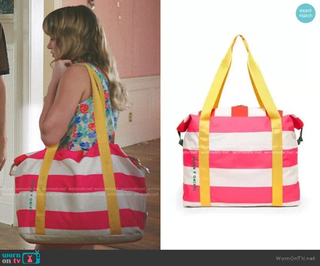 Taylor’s striped tote bag on The Summer I Turned Pretty