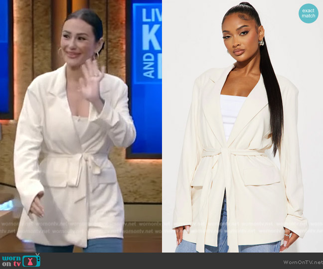 Fashion Nova Julianne Tie Waist Blazer - Cream worn by Jennifer Lynn Farley on Live with Kelly and Mark