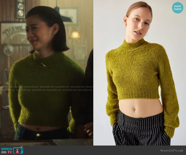 Urban Outfitters Avril Cropped Mock Neck Sweater worn by George Fan (Leah Lewis) on Nancy Drew