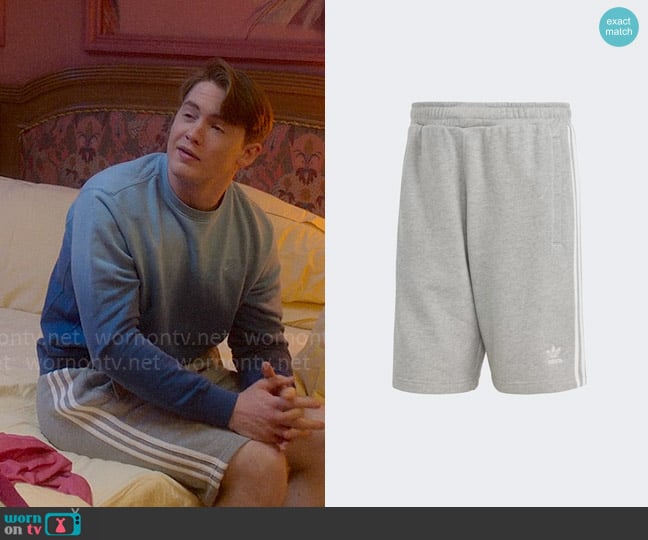 Adidas Adicolor Classics 3-Stripes Sweat Shorts worn by Nick Nelson (Kit Connor) on Heartstopper