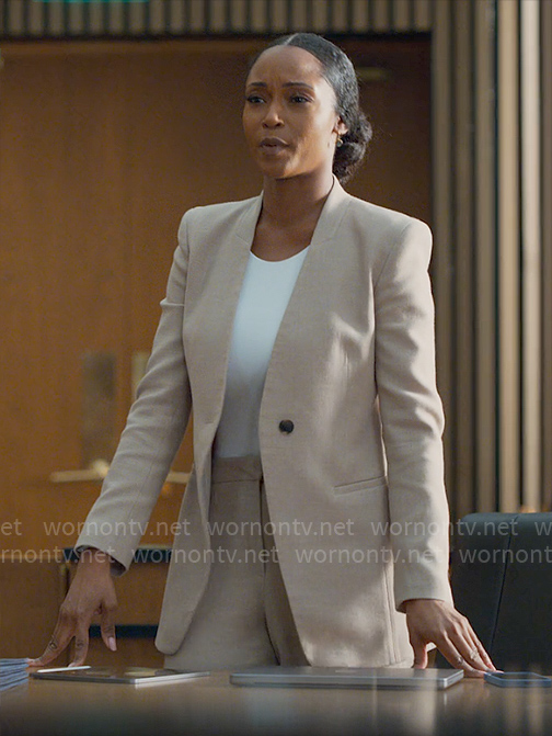 Andrea's collarless blazer on The Lincoln Lawyer