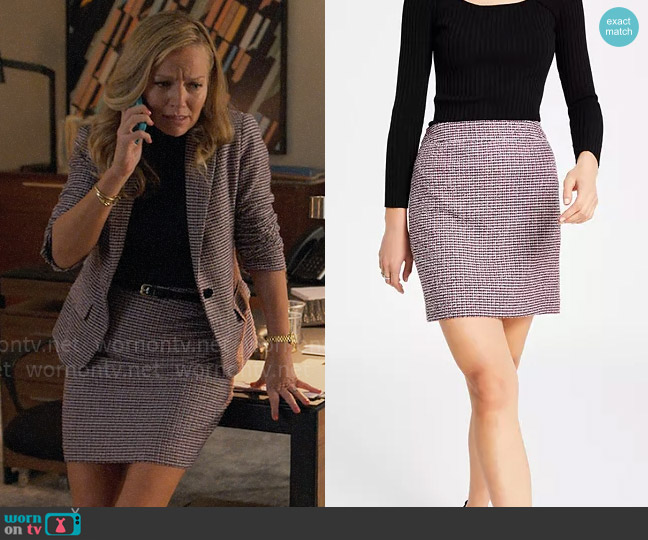 Bar III Multi Tweed Mini Skirt worn by Lorna Crane (Becki Newton) on The Lincoln Lawyer