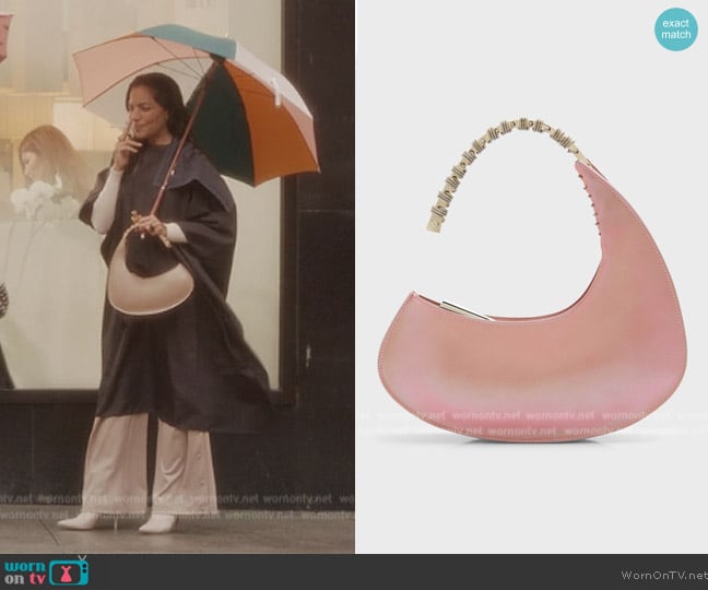 Hermès Birkin Bag worn by Seema Patel (Sarita Choudhury) as seen