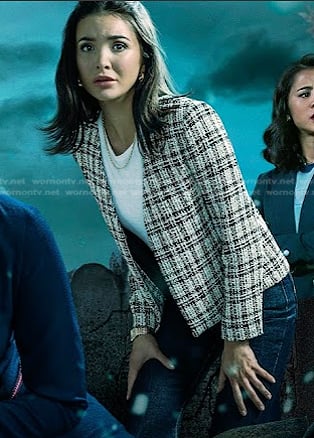 Bess's opening scene jacket on Nancy Drew