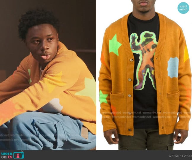 Billionaire Boys Club Shooting Star Cardigan worn by Kevin Williams (Alex R. Hibbert) on The Chi