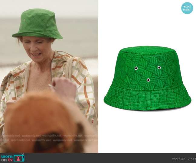 Bottega Veneta Green Intreccio Jacquard Bucket Hat worn by Miranda Hobbs (Cynthia Nixon) on And Just Like That