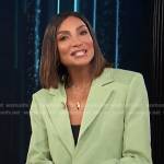 Courtney Lopez’s green cropped blazer on E! News