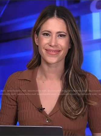 Deirdre Bosa's brown ribbed top on NBC News Daily