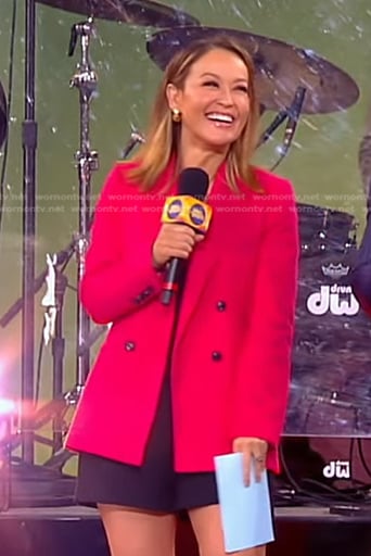 Eva’s hot pink double breasted blazer on Good Morning America