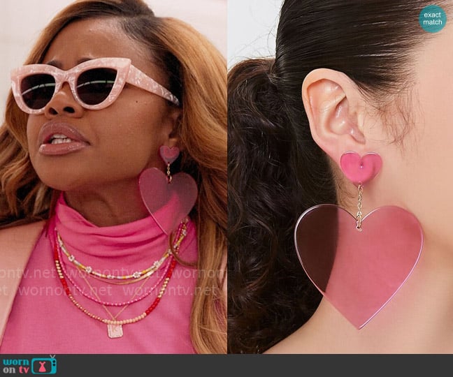 Forever 21 Oversized Heart Drop Earrings worn by Kourtney (Dara Renee) on High School Musical The Musical The Series