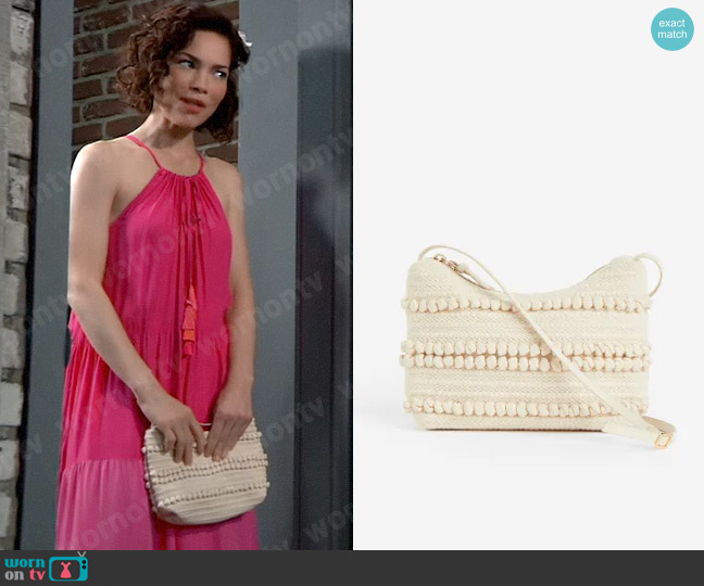 H&M Textured-weave Shoulder Bag worn by Elizabeth Webber (Rebecca Herbst) on General Hospital