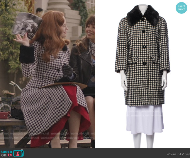 Kate Spade Houndstooth Print Coat worn by Cheryl Blossom (Madelaine Petsch) on Riverdale