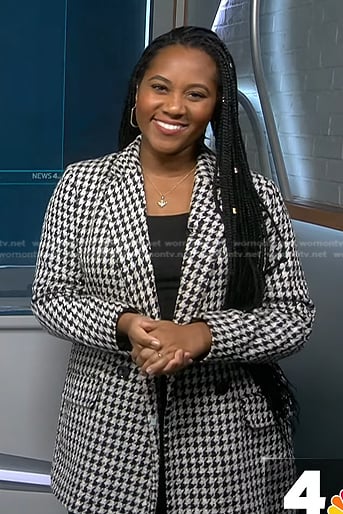 Kay Angrum's houndstooth blazer on NBC News Daily