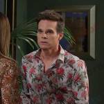 Leo’s blue floral print shirt on Days of our Lives