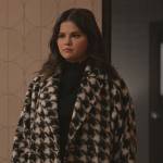 Mabel’s houndstooth coat on Only Murders in the Building