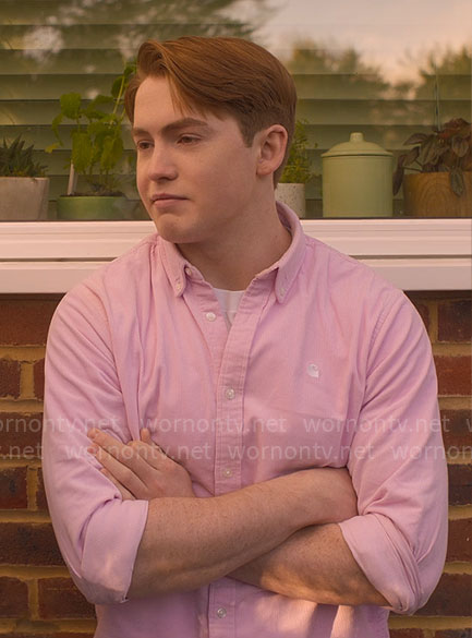 Nick's pink button down shirt on Heartstopper