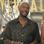 Scott’s black floral print shirt on Access Hollywood