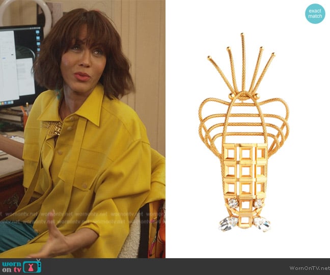 Sonia Petroff Lobster Brooch worn by Lisa Todd Wexley (Nicole Ari Parker) on And Just Like That