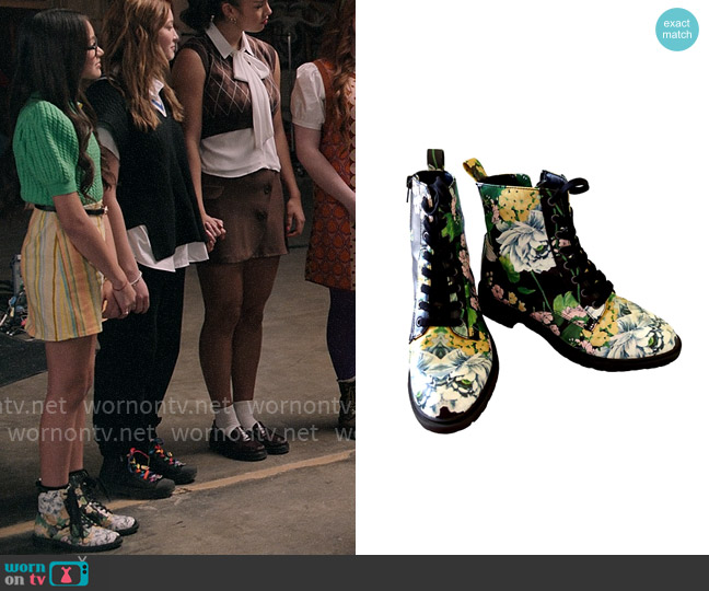 Steve Madden Floral Combat Boots worn by Emmy (Liamani Segura) on High School Musical The Musical The Series