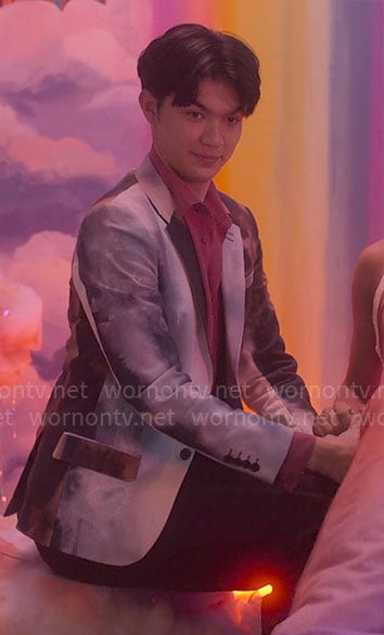 Tao's prom suit jacket on Heartstopper