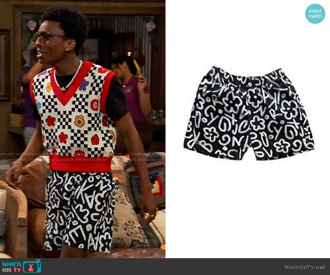 Zara Print Shorts worn by Noah Lambert (Israel Johnson) on Bunkd