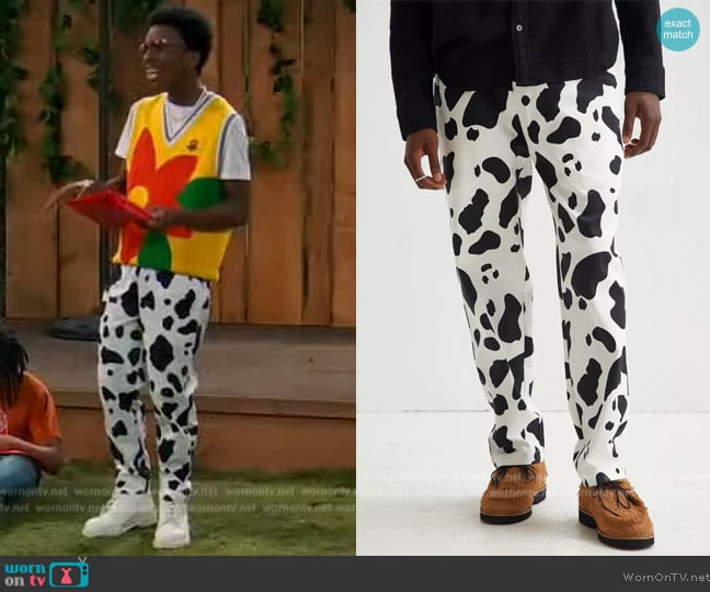 Urban Outfitters Cookman Cow Print Chef Pant worn by Noah Lambert (Israel Johnson) on Bunkd